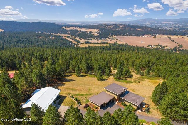 1035 S Valleyview RD, Post Falls, ID 83854