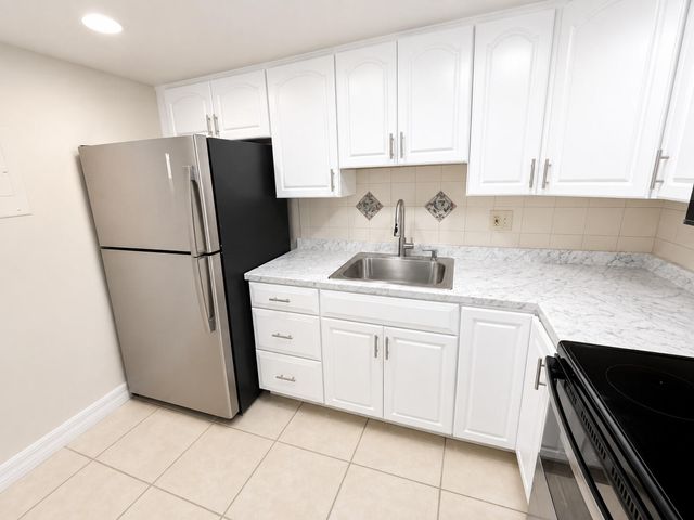 6705 N KENDALL Drive 307, Pinecrest, FL 33156