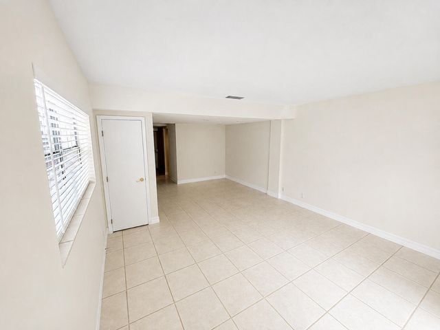 6705 N KENDALL Drive 307, Pinecrest, FL 33156