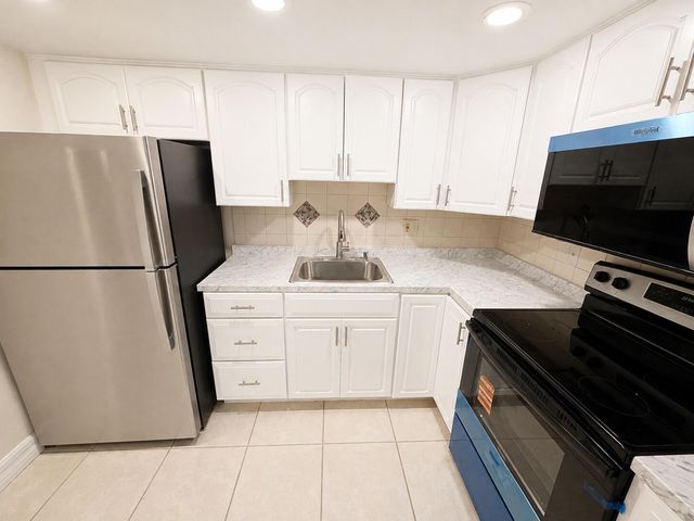 6705 N KENDALL Drive 307, Pinecrest, FL 33156