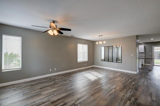 3651 N Denali Avenue, Fresno, CA 93727