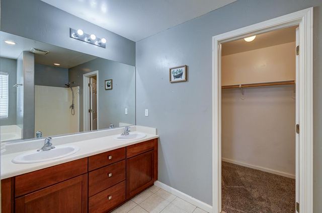 3651 N Denali Avenue, Fresno, CA 93727