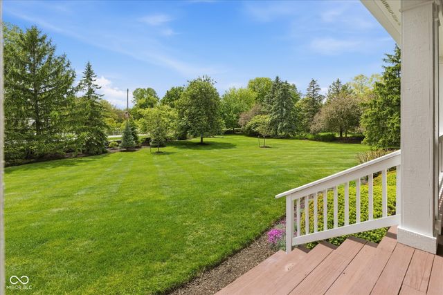 8 Shannon Road, Zionsville, IN 46077