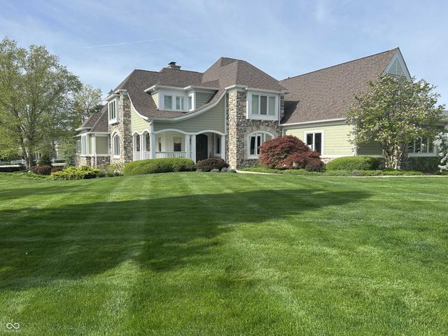 8 Shannon Road, Zionsville, IN 46077