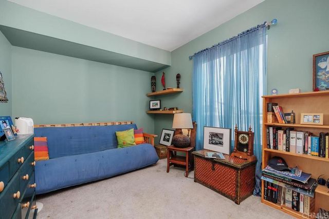 1081 Woodlake Dr, Cardiff By The Sea, CA 92007