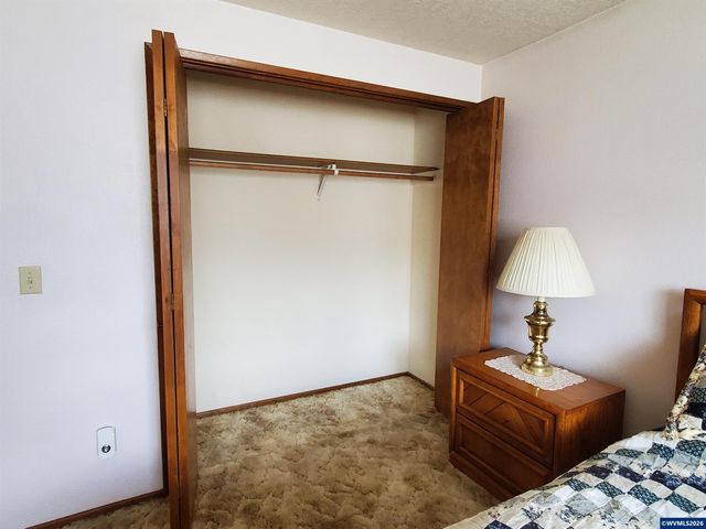 1975 Breakwood Cir SE, Albany, OR 97322