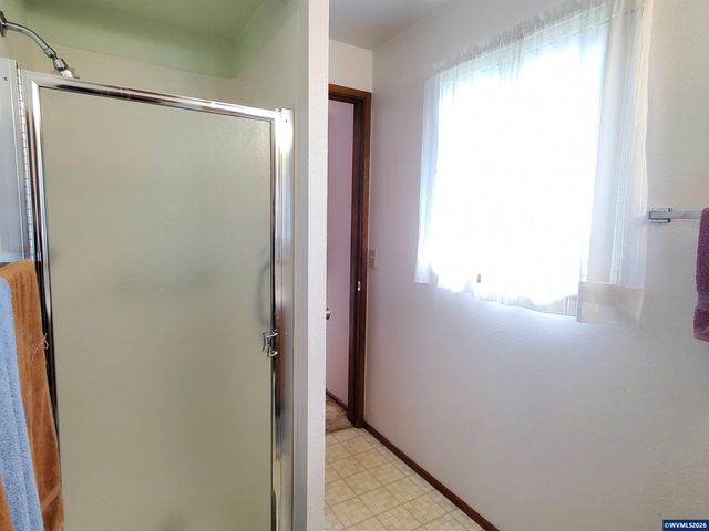 1975 Breakwood Cir SE, Albany, OR 97322