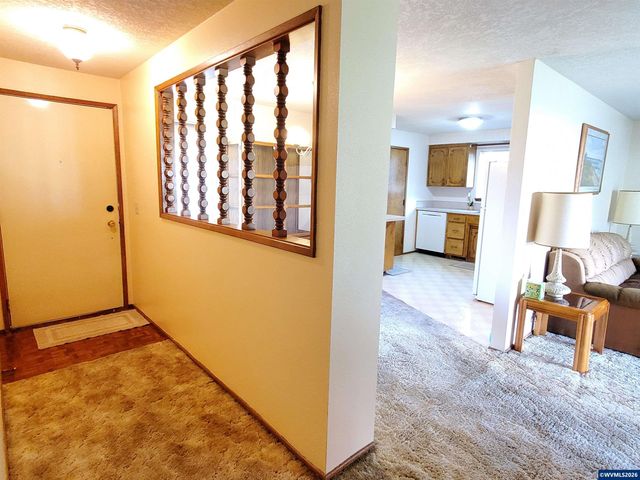 1975 Breakwood Cir SE, Albany, OR 97322