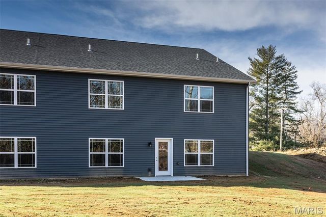 652 N Kansas Street 652-A, Edwardsville, IL 62025