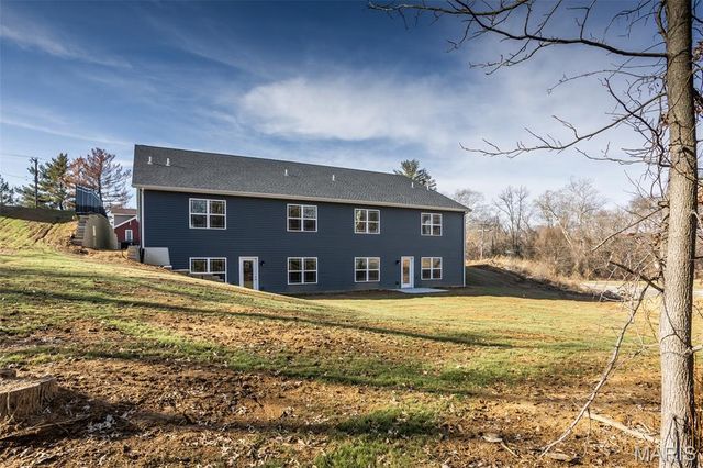 652 N Kansas Street 652-A, Edwardsville, IL 62025