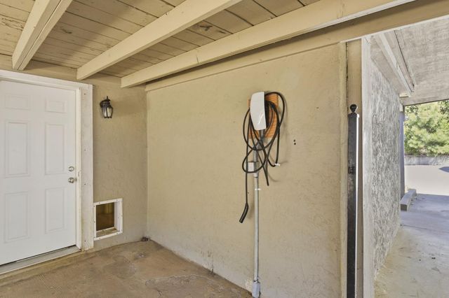2681 Cable Rd, Camino, CA 95709