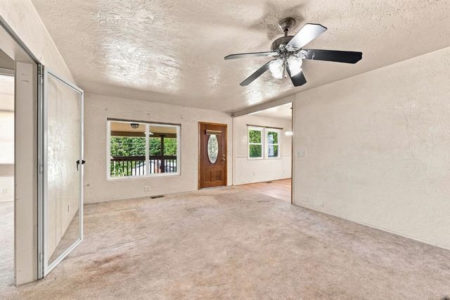 2681 Cable Rd, Camino, CA 95709