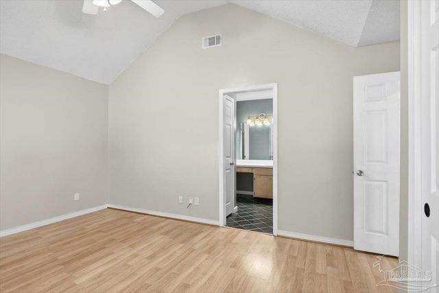 2189 Bellmeade Cir, Navarre, FL 32566