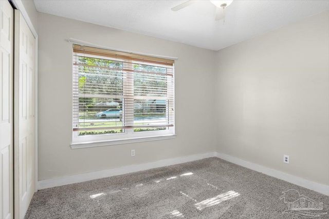 2189 Bellmeade Cir, Navarre, FL 32566