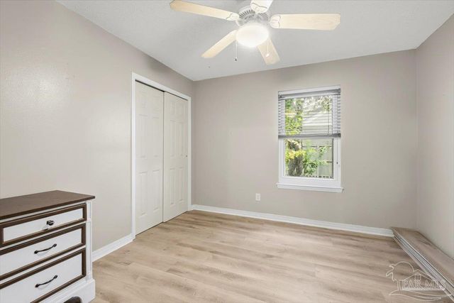 2189 Bellmeade Cir, Navarre, FL 32566