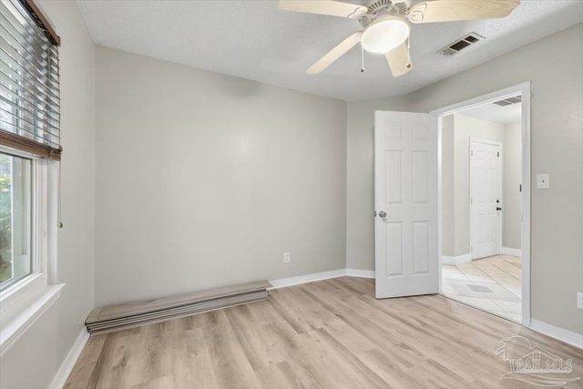 2189 Bellmeade Cir, Navarre, FL 32566