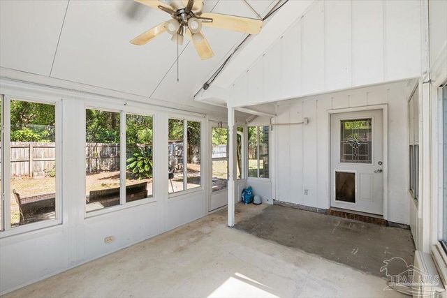 2189 Bellmeade Cir, Navarre, FL 32566
