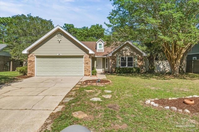 2189 Bellmeade Cir, Navarre, FL 32566