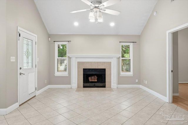 2189 Bellmeade Cir, Navarre, FL 32566
