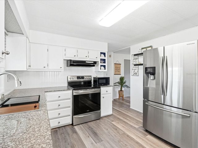 6324 SPARROW LANE, Englewood, FL 34224