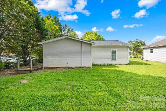 2104 Court Drive, Gastonia, NC 28054