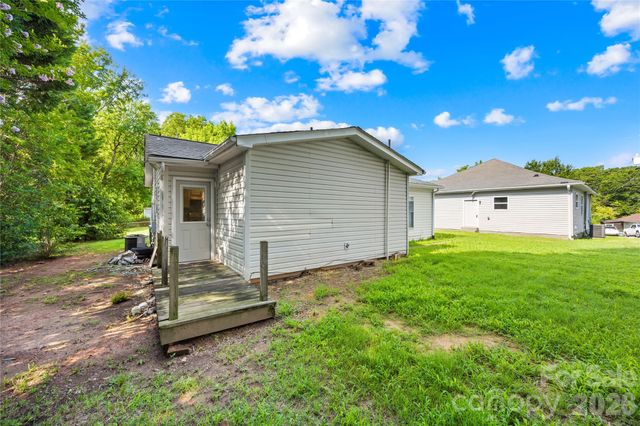 2104 Court Drive, Gastonia, NC 28054
