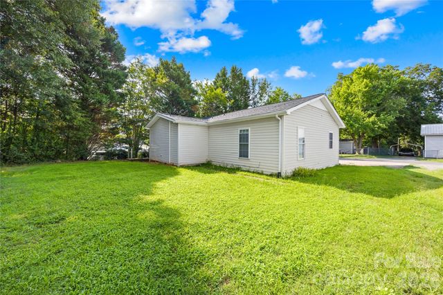 2104 Court Drive, Gastonia, NC 28054