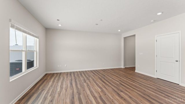 1878 Vista Lake Drive, Goshen Twp, OH 45122