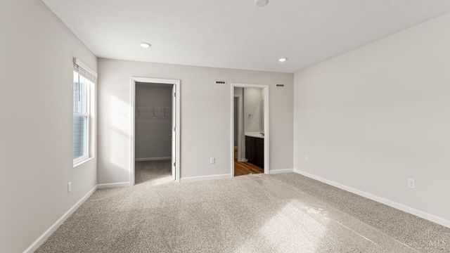 1878 Vista Lake Drive, Goshen Twp, OH 45122