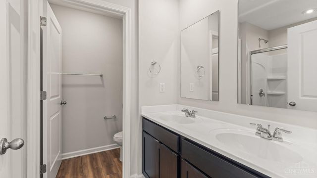 1878 Vista Lake Drive, Goshen Twp, OH 45122