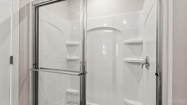 1878 Vista Lake Drive, Goshen Twp, OH 45122