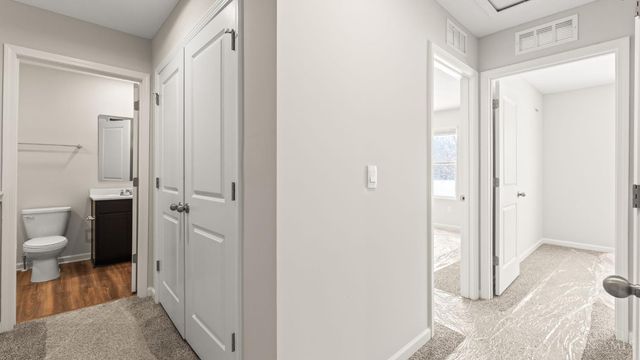 1878 Vista Lake Drive, Goshen Twp, OH 45122