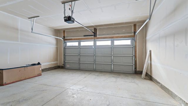 1878 Vista Lake Drive, Goshen Twp, OH 45122