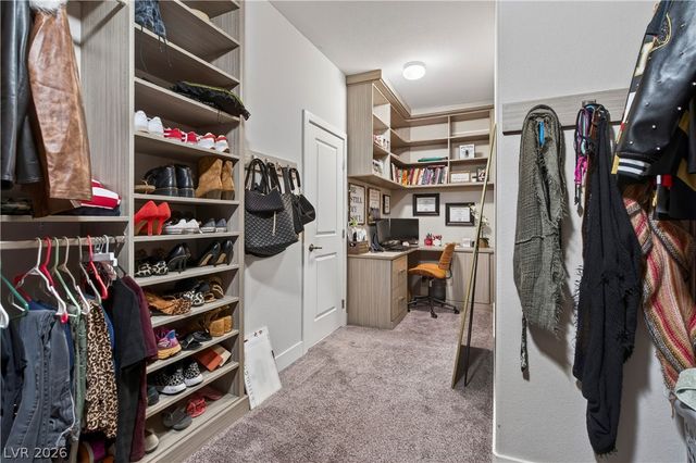 8455 Skye Walk Court, Las Vegas, NV 89166