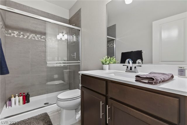 8455 Skye Walk Court, Las Vegas, NV 89166