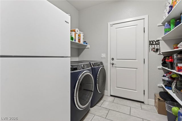 8455 Skye Walk Court, Las Vegas, NV 89166