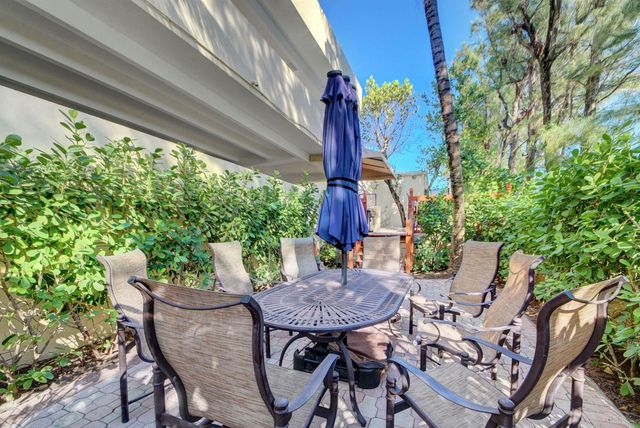 3540 S. Ocean Boulevard 810, South Palm Beach, FL 33480