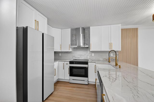 3540 S. Ocean Boulevard 810, South Palm Beach, FL 33480