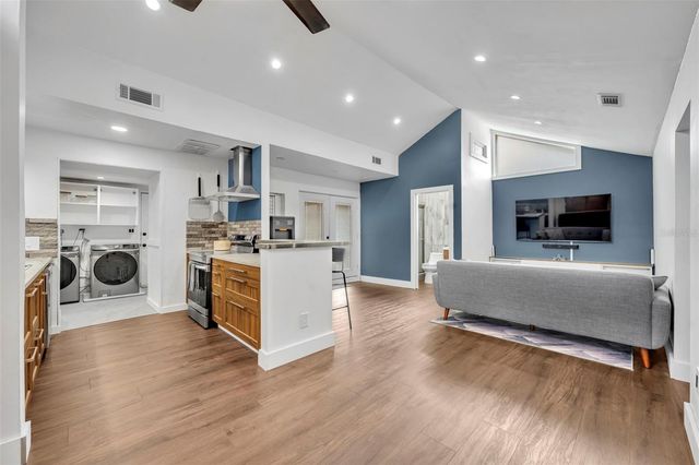 817 ALTALOMA AVENUE, Orlando, FL 32803