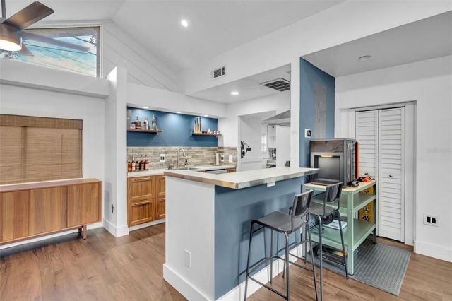 817 ALTALOMA AVENUE, Orlando, FL 32803