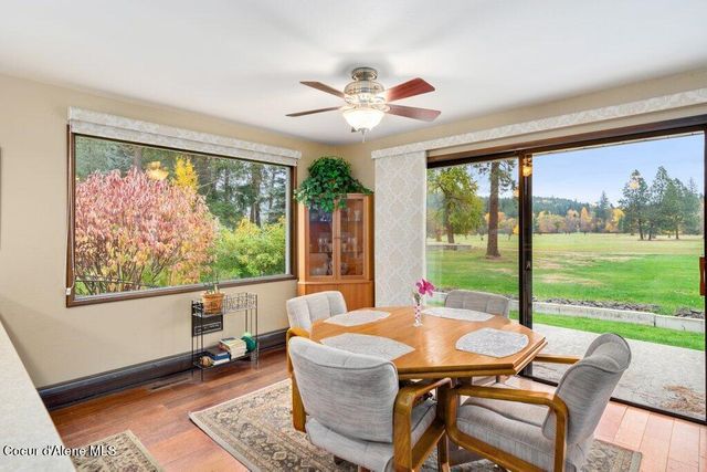 301 Woodland Dr, Pinehurst, ID 83850