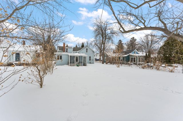 107 Franklin Street, Porter, IN 46304