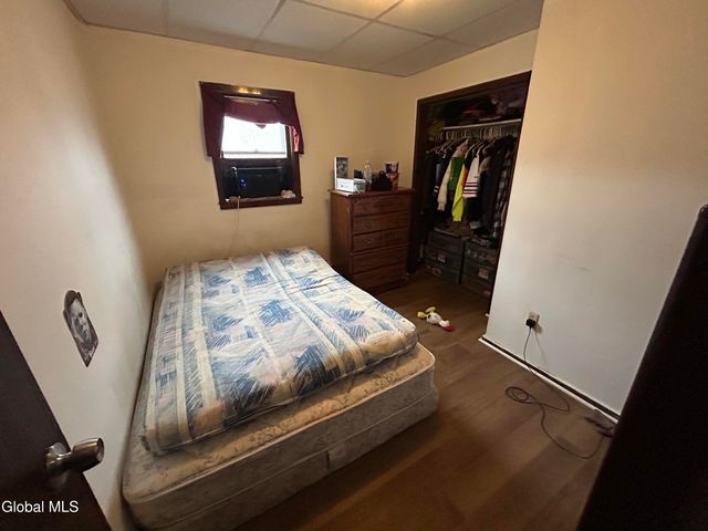 130 6th Avenue, Troy, NY 12180