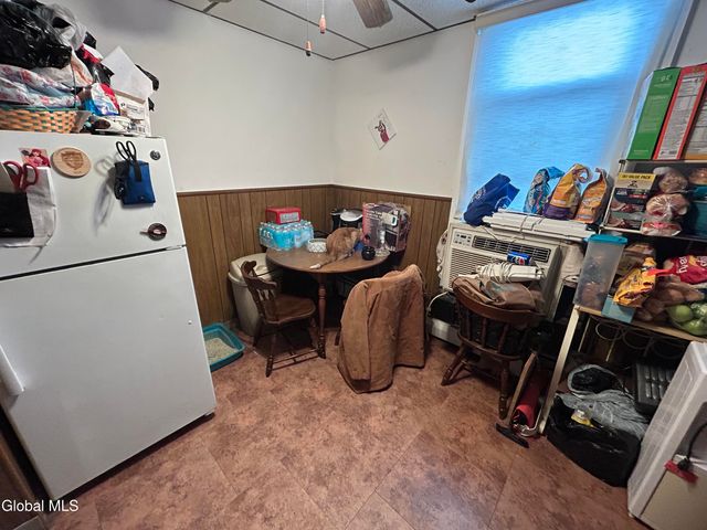 130 6th Avenue, Troy, NY 12180