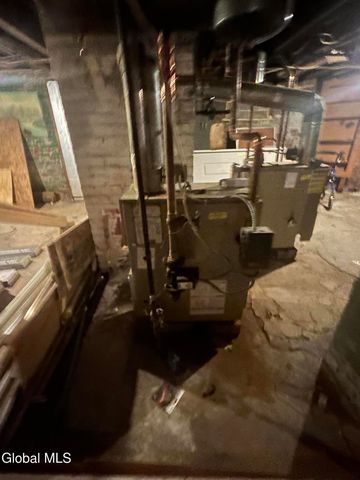 130 6th Avenue, Troy, NY 12180