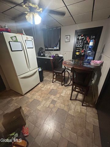 130 6th Avenue, Troy, NY 12180