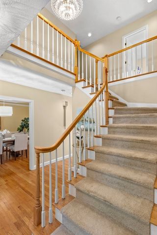 247 Bridges Ln, North Andover, MA 01845