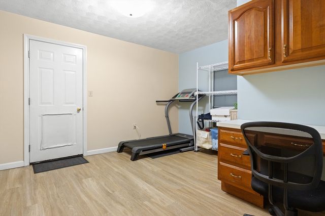 247 Bridges Ln, North Andover, MA 01845