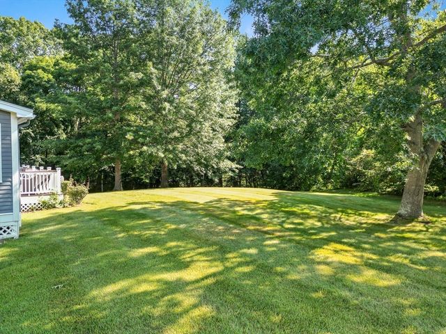 247 Bridges Ln, North Andover, MA 01845