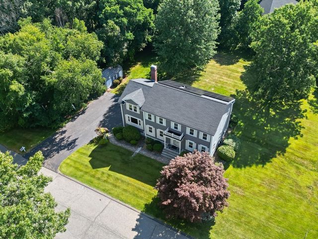 247 Bridges Ln, North Andover, MA 01845